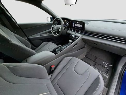 Used 2024 Hyundai Elantra SEL FWD image 26