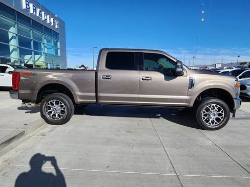 Used 2020 Ford F250 Lariat w/ Lariat Ultimate Package image 4