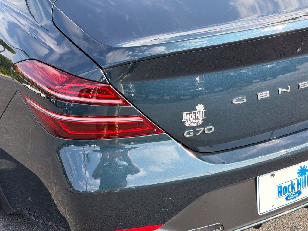 Used 2025 Genesis G70 2.5T AWD/4WD image 33