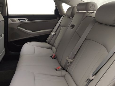 Used 2019 Genesis G80 3.8 w/ Ultimate Package 03 RWD image 18