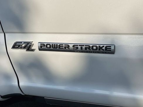 Used 2022 Ford F250 Lariat w/ Tremor Off-Road Package AWD/4WD image 12