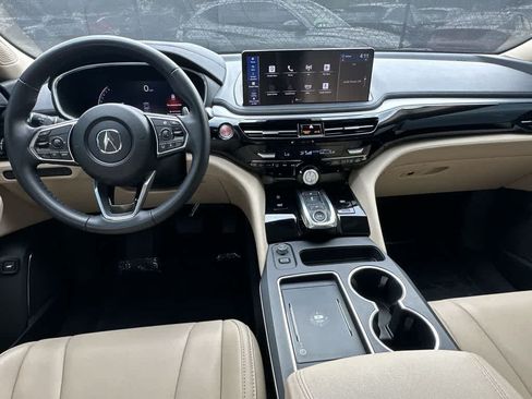 Used 2025 Acura MDX SH-AWD image 17