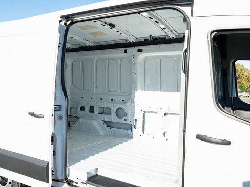 New 2026 Ford Transit 150 148 Medium Roof image 18