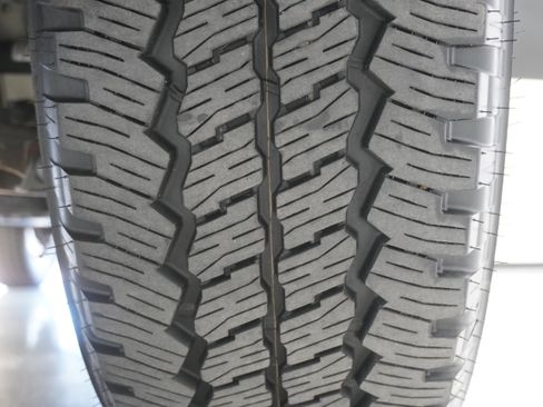 Used 2022 Chevrolet Silverado 2500 LTZ w/ LTZ Plus Package image 29