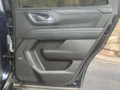 Used 2022 GMC Yukon SLT image 41