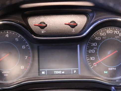 Used 2017 Chevrolet Cruze Premier image 17