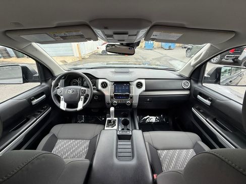 Used 2020 Toyota Tundra SR5 w/ TRD Off-Road Package AWD/4WD image 23