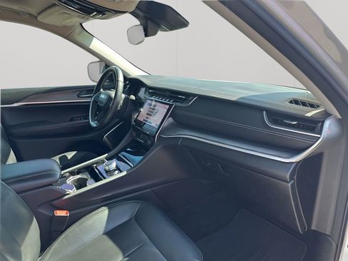 Used 2021 Jeep Grand Cherokee L Limited image 15