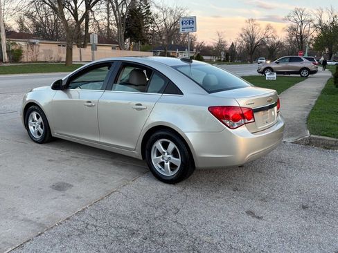 Used 2015 Chevrolet Cruze LT w/ Sun And Sound Package image 18