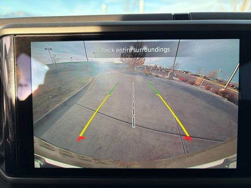 Used 2024 Jeep Wrangler Unlimited Rubicon image 18