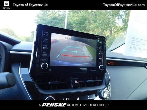 Used 2021 Toyota Corolla LE FWD image 10
