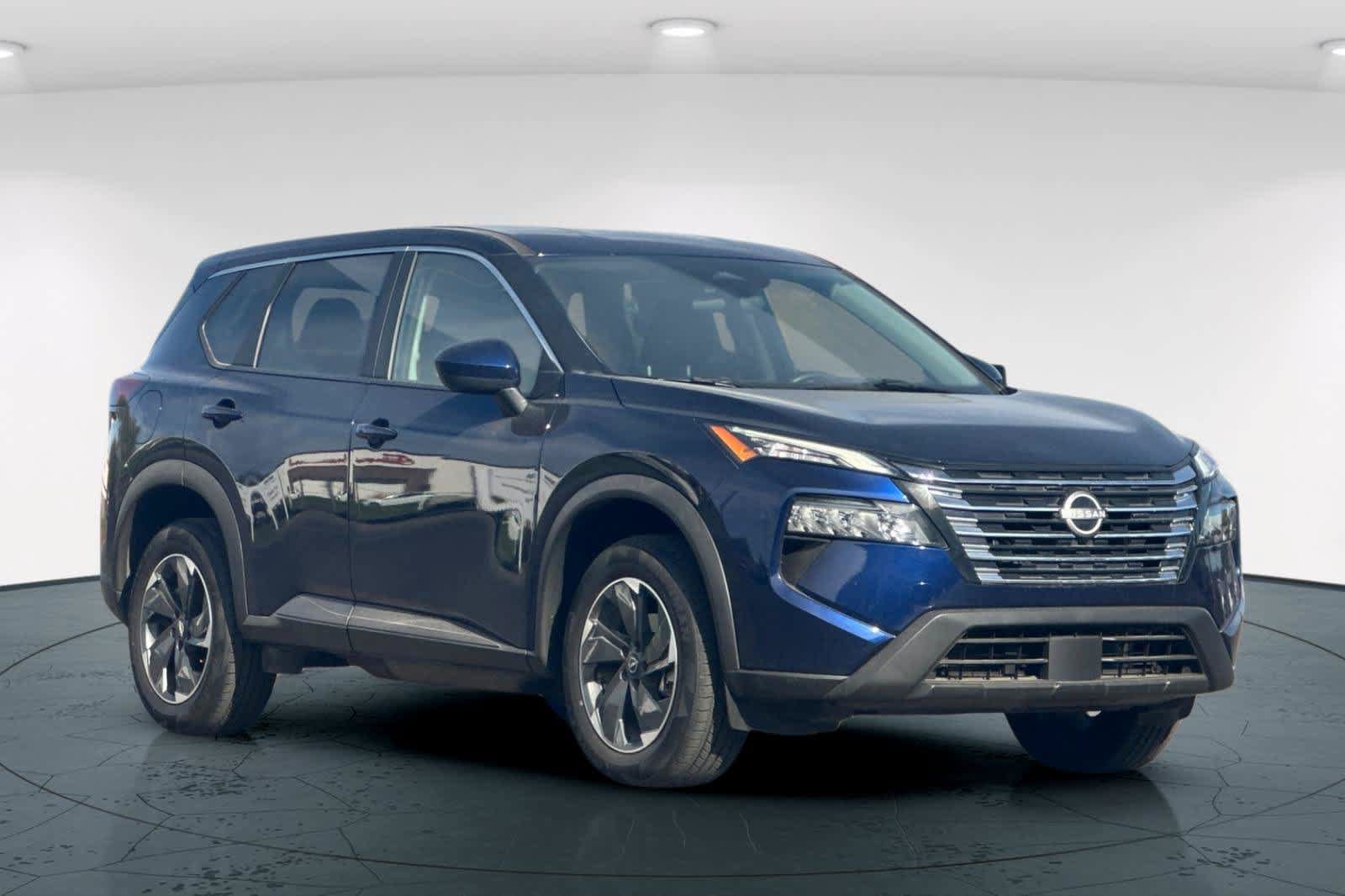 Used 2025 Nissan Rogue SV AWD/4WD image 5