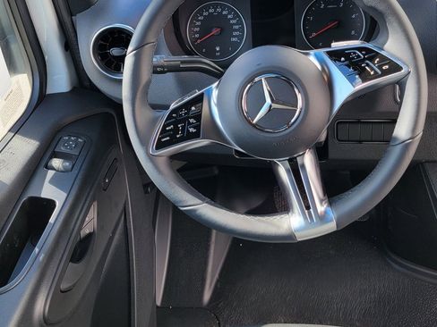 New 2025 Mercedes-Benz Sprinter 2500 image 10