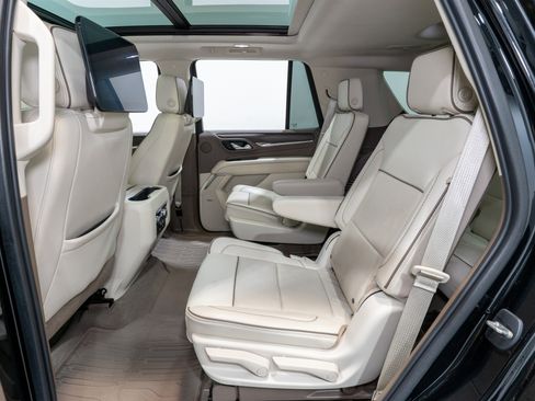 Used 2021 GMC Yukon Denali w/ Denali Premium Package image 36