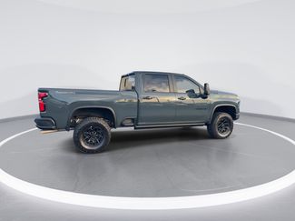 Used 2025 Chevrolet Silverado 2500 ZR2 w/ ZR2 Bison Edition video 2