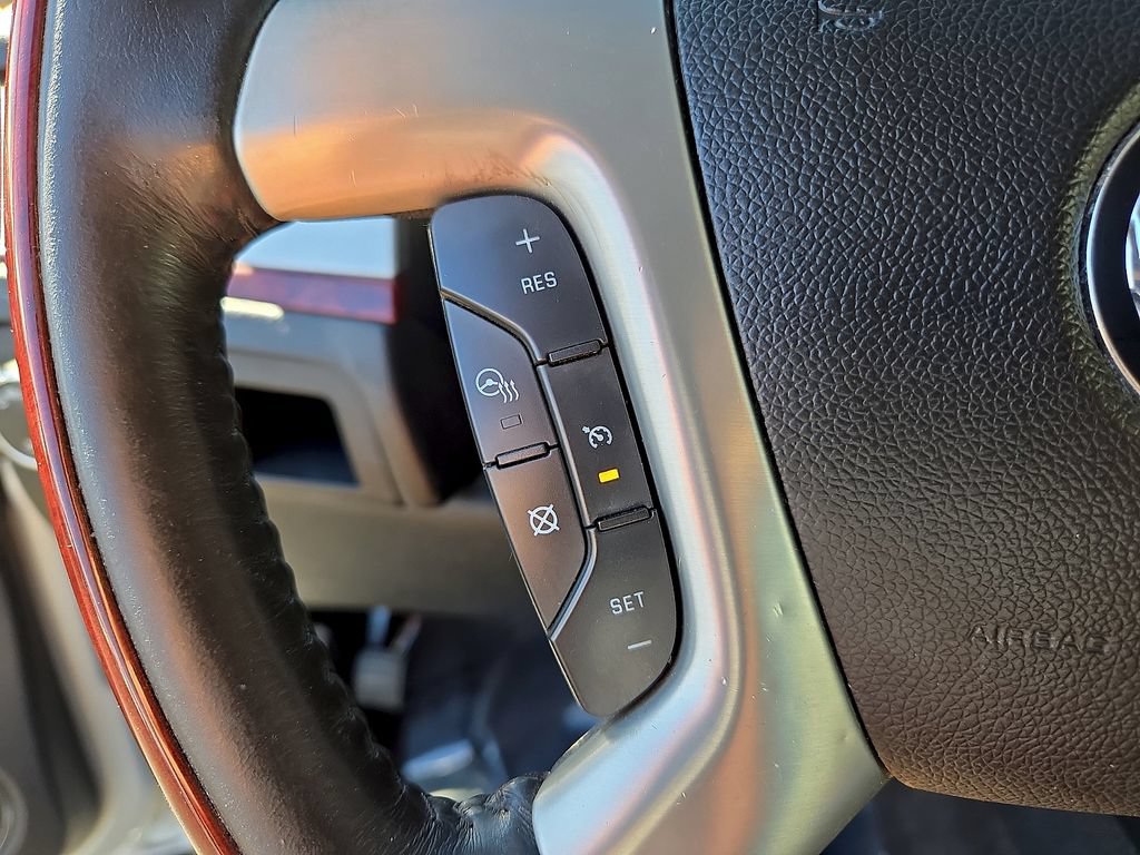 Used 2014 Cadillac Escalade Luxury RWD image 22