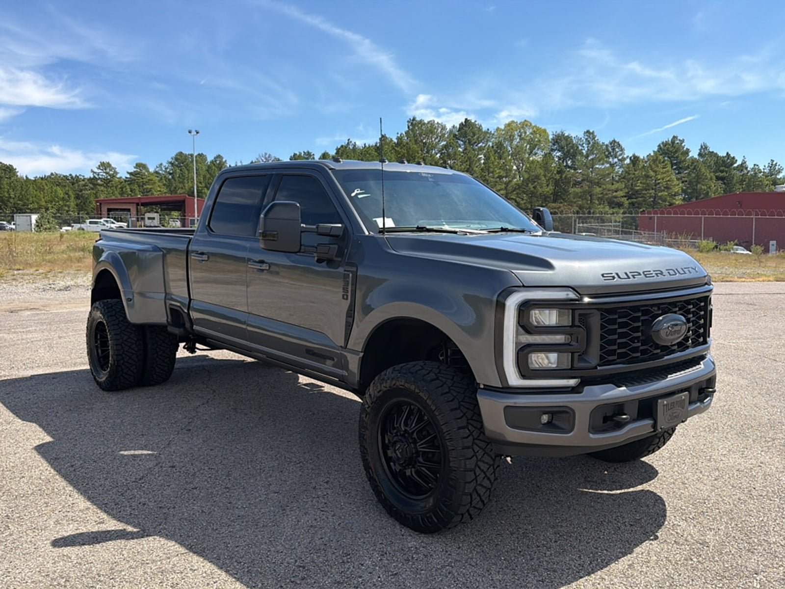 New 2026 Ford F350 Lariat w/ Chrome Package AWD/4WD image 1