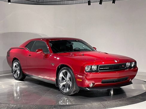 Used 2010 Dodge Challenger R/T RWD image 88