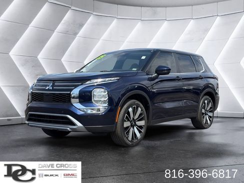 Used 2025 Mitsubishi Outlander AWD image 1