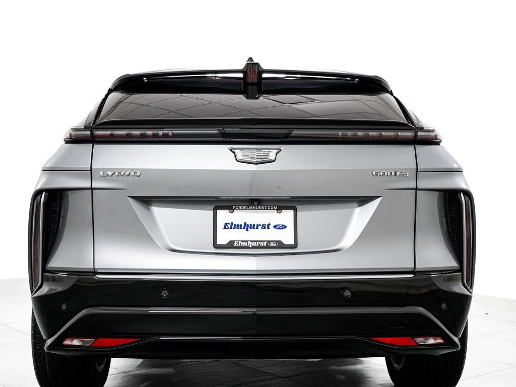 Used 2024 Cadillac Lyriq Luxury AWD/4WD image 6