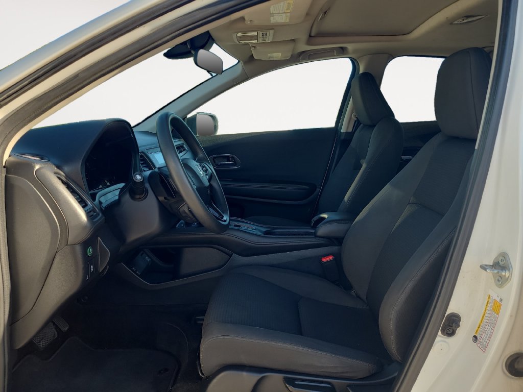 Used 2022 Honda HR-V EX image 9