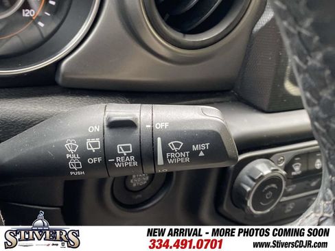 Used 2023 Jeep Wrangler Unlimited Sport AWD/4WD image 34