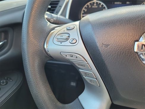 Used 2016 Nissan Murano S image 22