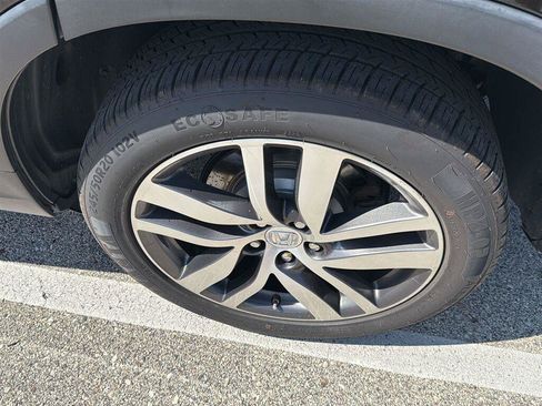Used 2016 Honda Pilot Touring image 12