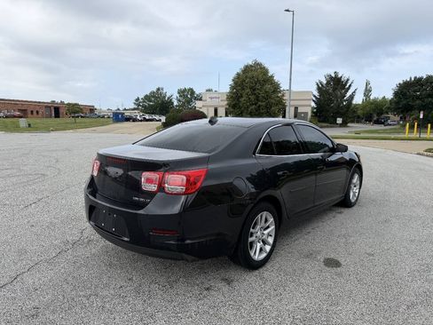Used 2013 Chevrolet Malibu LT w/ Power Convenience Package FWD image 4