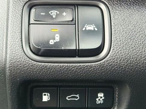 Used 2019 Kia Optima LX image 15