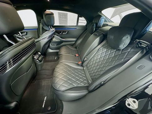 Used 2022 Mercedes-Benz S 580 4MATIC Sedan image 32