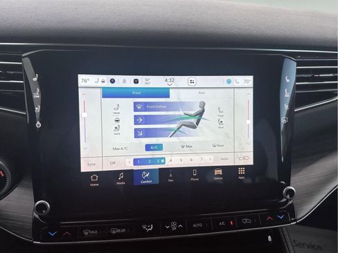 Used 2024 Jeep Wagoneer Series II w/ Flexible Seating Group image 28