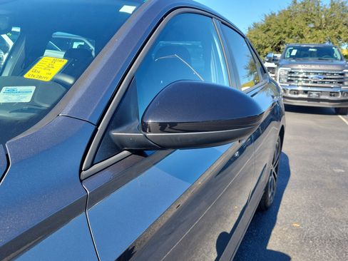 Used 2023 Volkswagen Jetta Sport image 4