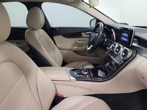 Used 2018 Mercedes-Benz C 300 Sedan w/ Premium Package image 21