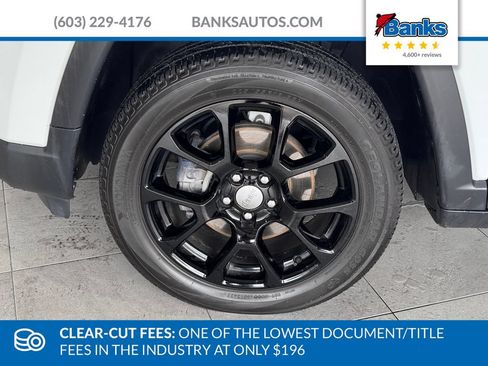 Used 2022 Jeep Compass Latitude w/ Sun and Sound Group AWD/4WD image 4