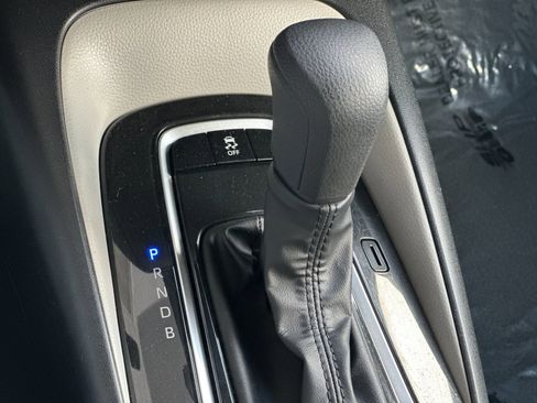 Used 2023 Toyota Corolla LE w/ Carpet Mat Package (TMS) image 20