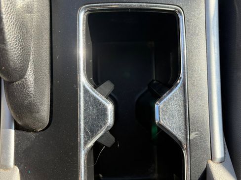 Used 2014 Honda Accord LX image 31