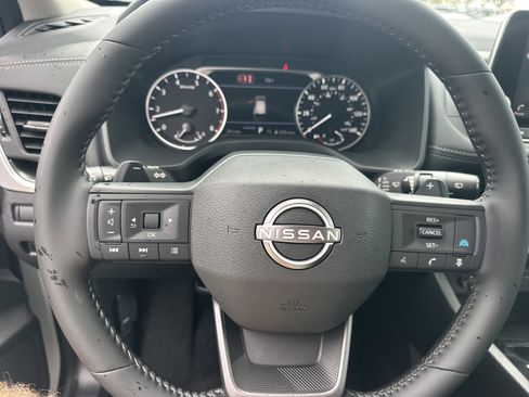 New 2026 Nissan Rogue SV FWD image 17
