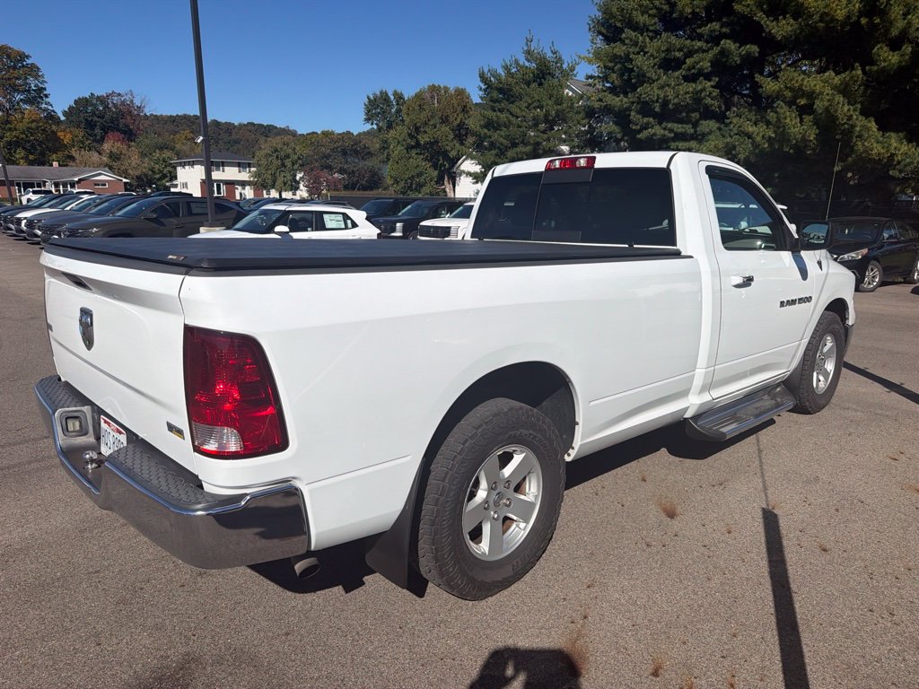 Used 2011 RAM 1500 Classic SLT RWD image 2