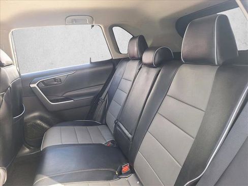 Used 2021 Toyota RAV4 LE w/ Carpet Mat Package (TMS) image 14