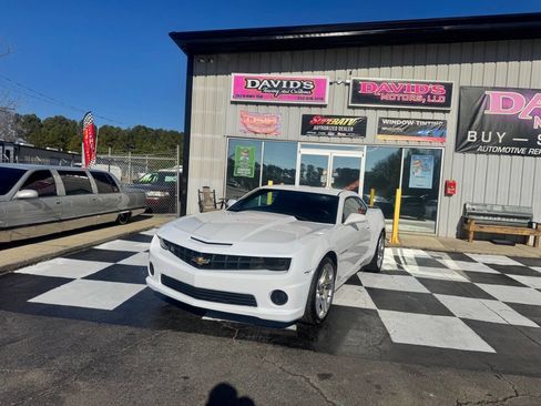 Used 2013 Chevrolet Camaro SS w/ Rear Vision Package image 2
