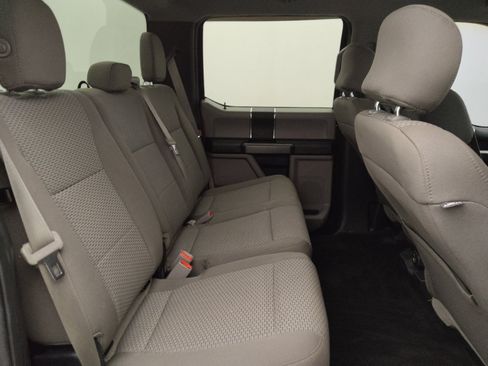 Used 2017 Ford F150 XLT RWD image 19