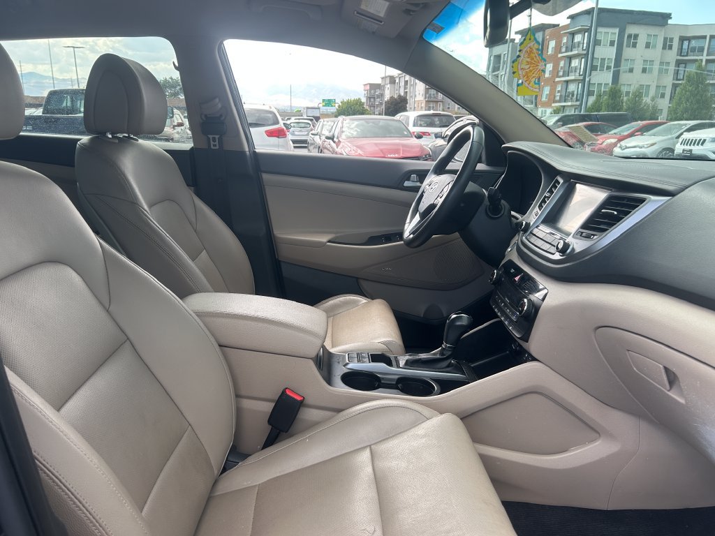 Used 2018 Hyundai Tucson SEL Plus w/ Cargo Package AWD/4WD image 32