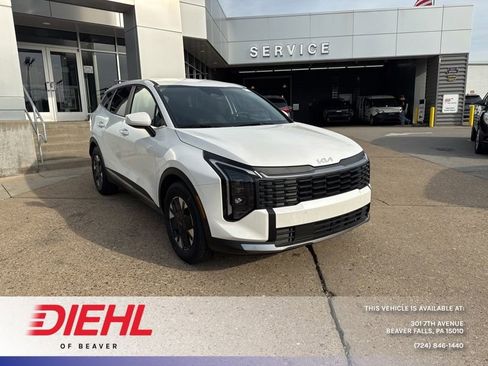 New 2026 Kia Sportage LX FWD image 1