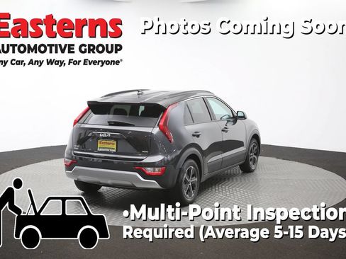 Used 2025 Kia Niro LX FWD image 38