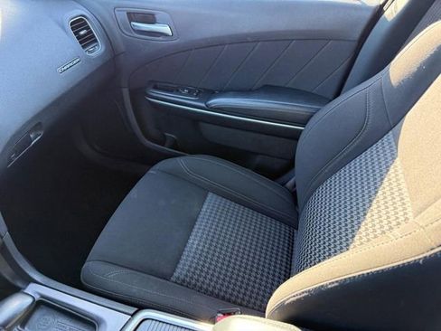 Used 2023 Dodge Charger SXT image 23
