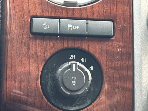 Used 2016 Ford F350 King Ranch w/ King Ranch w/Chrome Package image 27