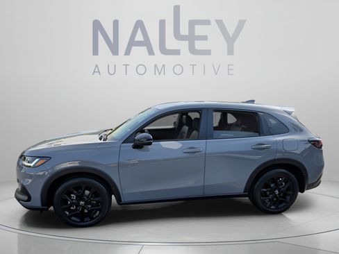 Used 2025 Honda HR-V Sport image 2