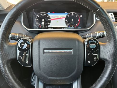 Used 2018 Land Rover Range Rover Sport SE image 29