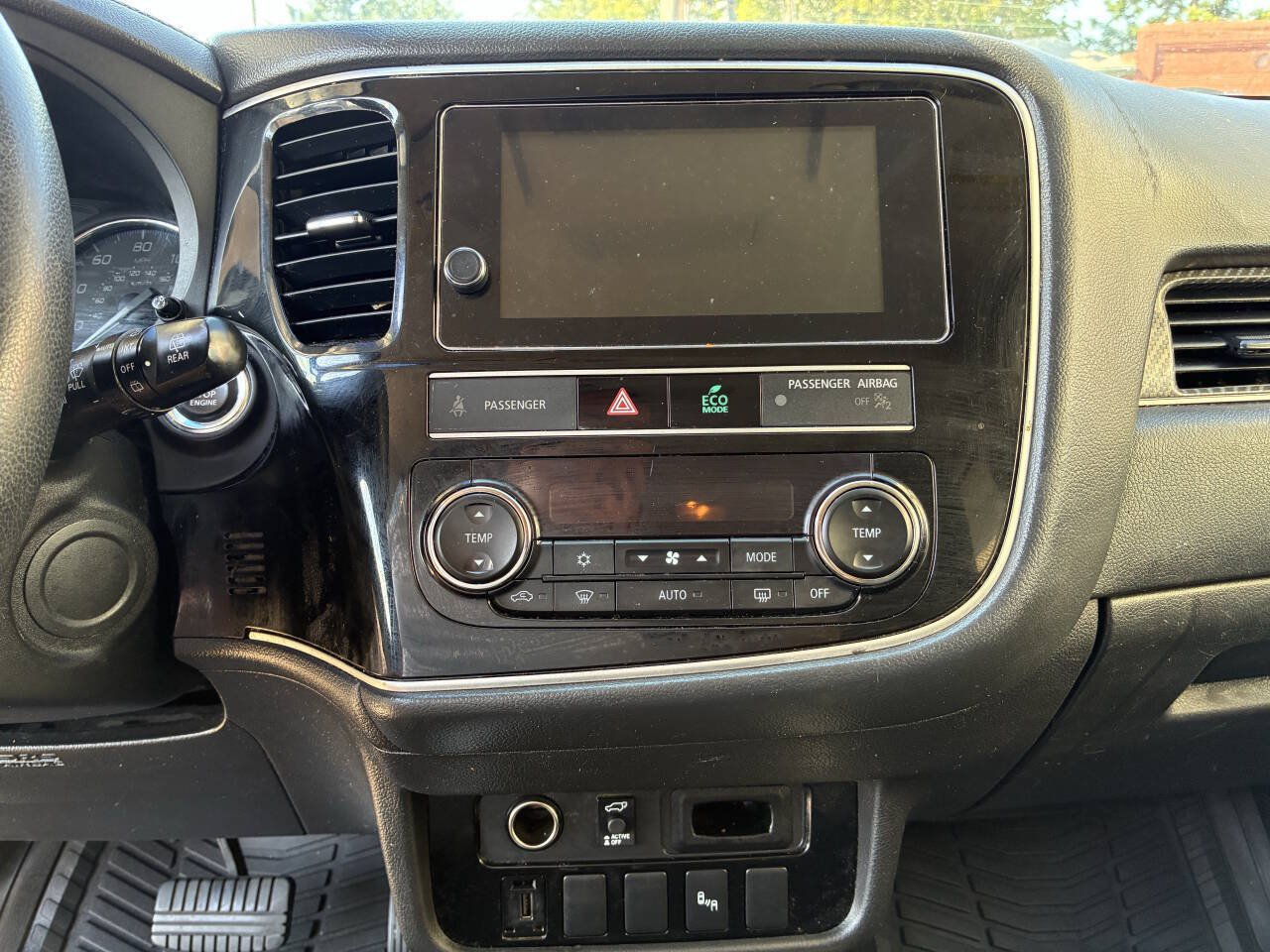 Used 2019 Mitsubishi Outlander SEL FWD image 13